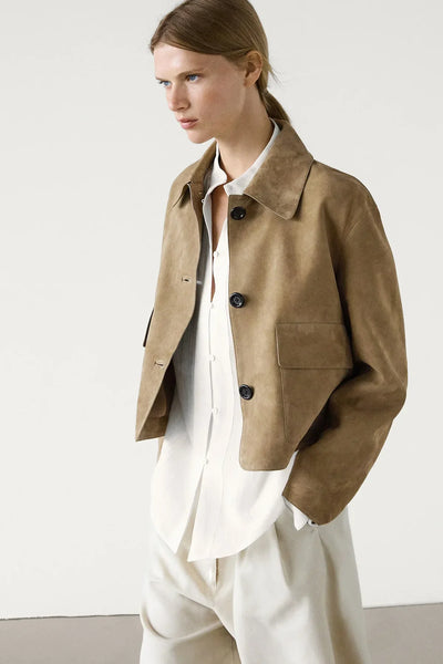 Chaqueta de cuero con apertura lateral