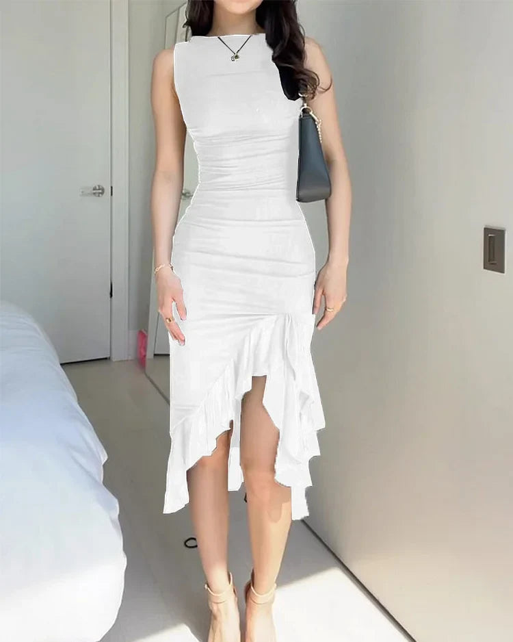 Vestido de verano sin mangas con elegantes volantes