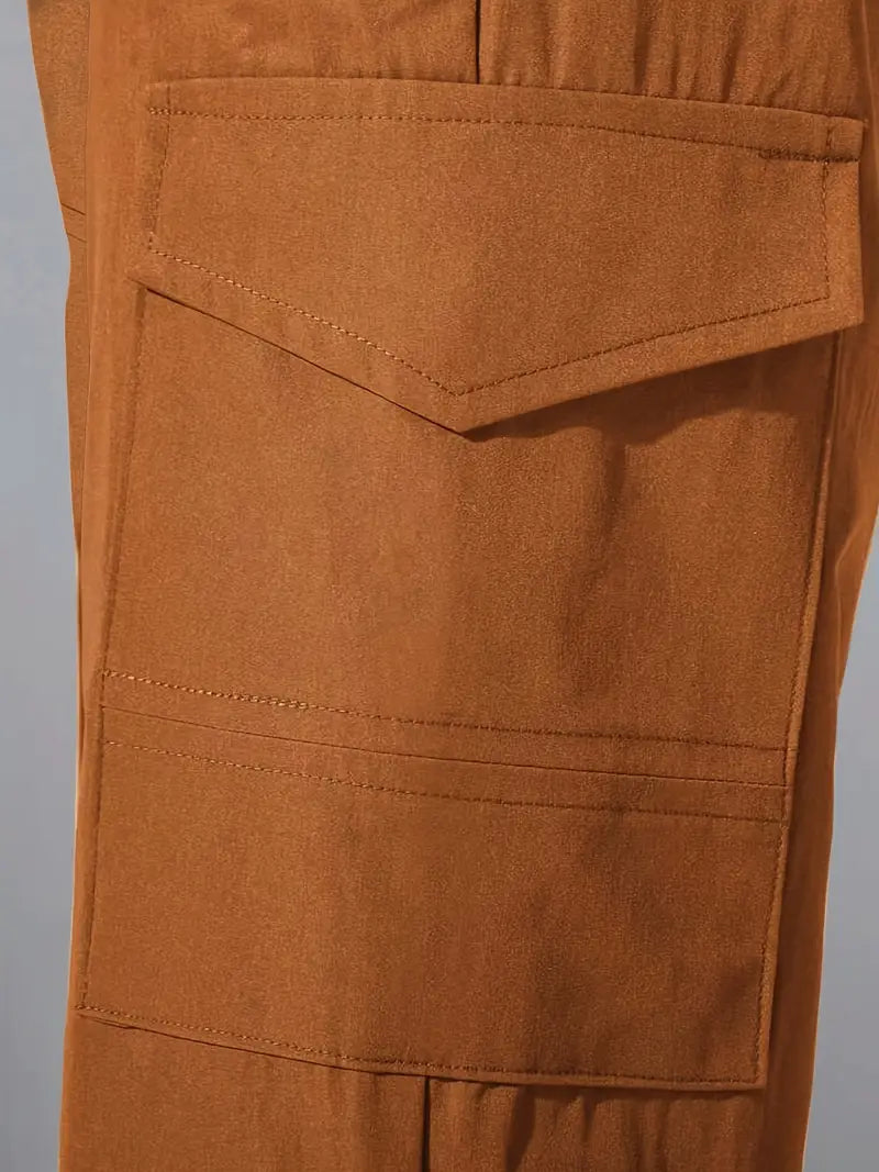 Pantalón cargo para hombre con bolsillos funcionales