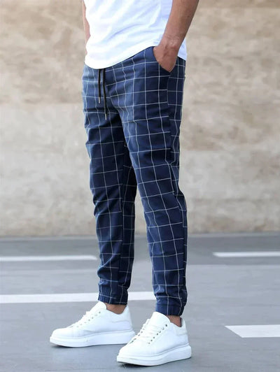 Pantalones para hombres con un elegante patrón de rejilla y corte moderno