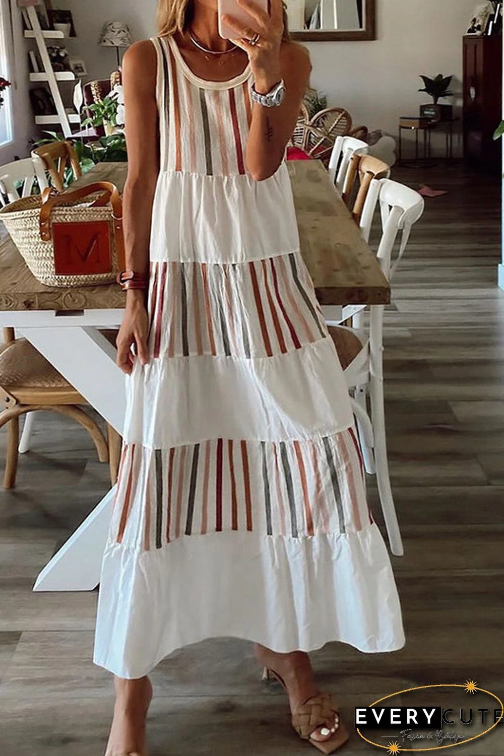Maxivestido sin mangas Emily con elegante cuello redondo y modernos bloques de color