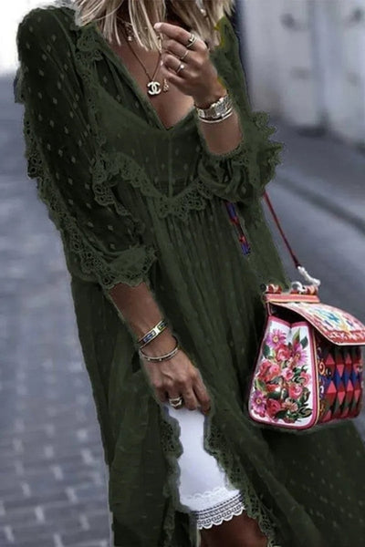 Teresa - Elegante vestido de encaje con escote en V y delicado ribete de fibra, ideal para ocasiones informales, con encantadores volantes y diseño liso.