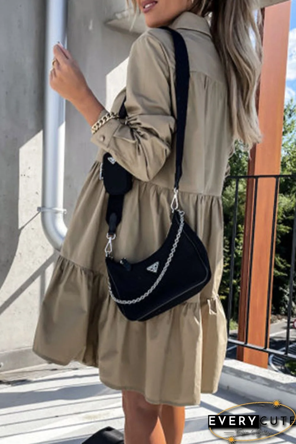 Vestido Casual para Mujeres Evelyn con Hebilla y Cuello Caído en Color Sólido