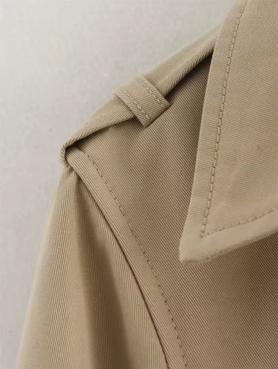 Abrigo recortado de gabardina para otoño - Mely