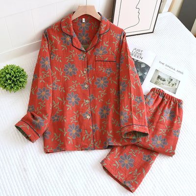 Conjunto de Pijama de Algodón con Encantador Estampado Floral Esmeray