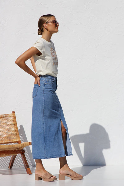 Falda de mezclilla abril