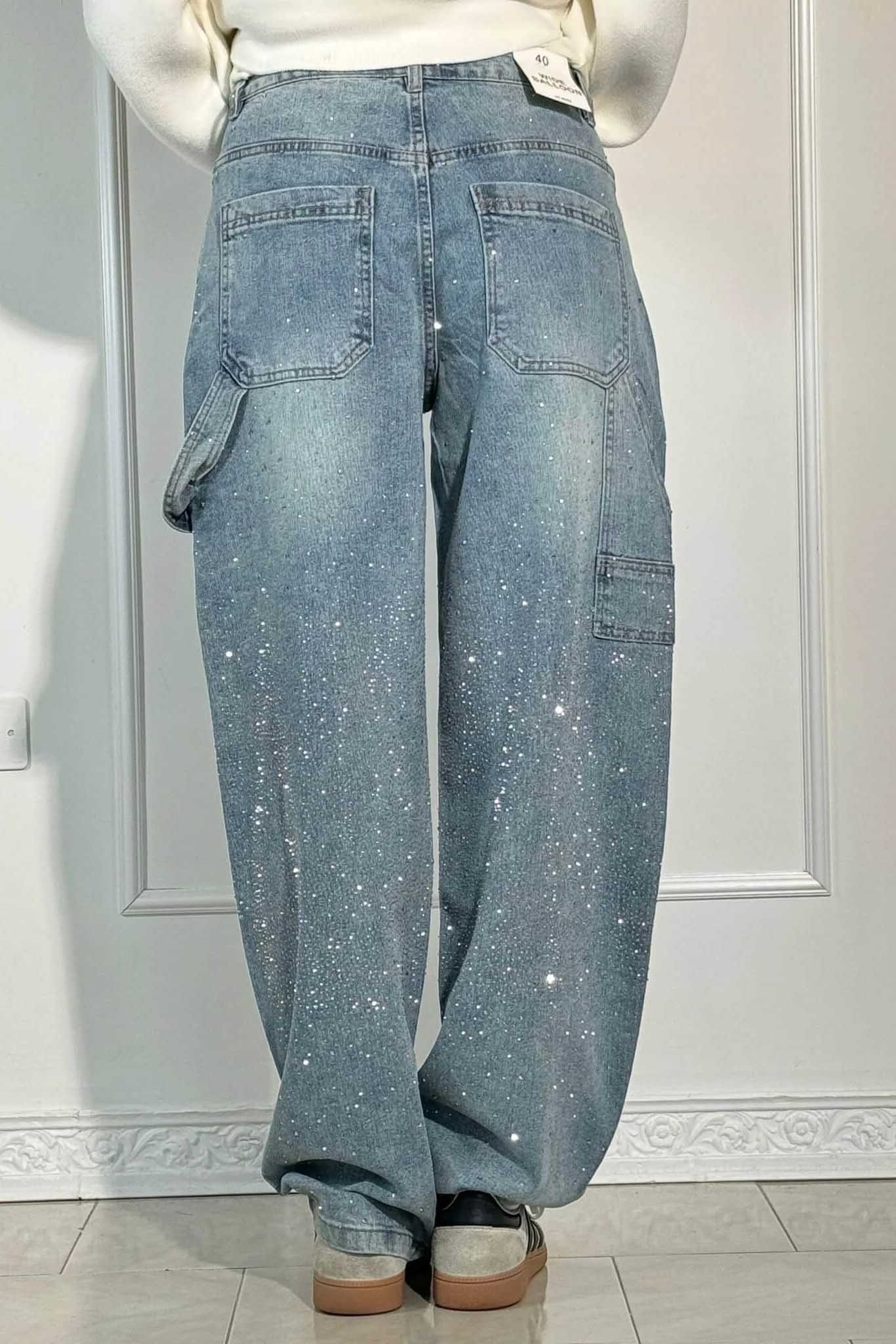 Jeans de mezclilla con brillo de Balloon Carpenter