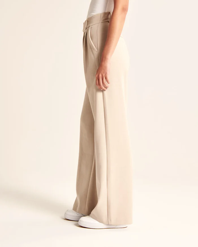 Pantalón Sastre Beige de Pierna Ancha Maria - Elegancia y Comodidad en Cada Paso