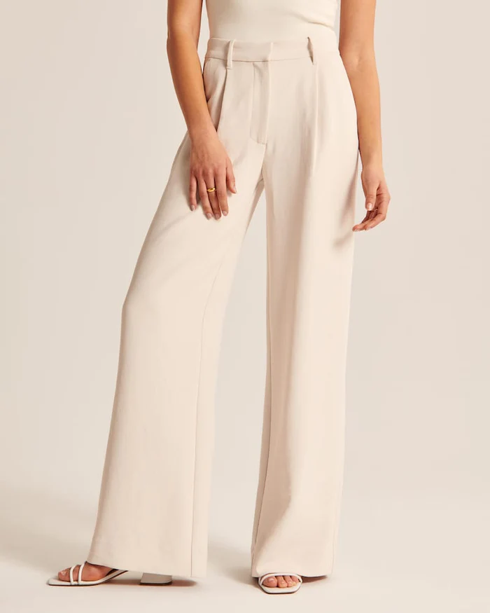 Pantalón Sastre Beige de Pierna Ancha Maria - Elegancia y Comodidad en Cada Paso