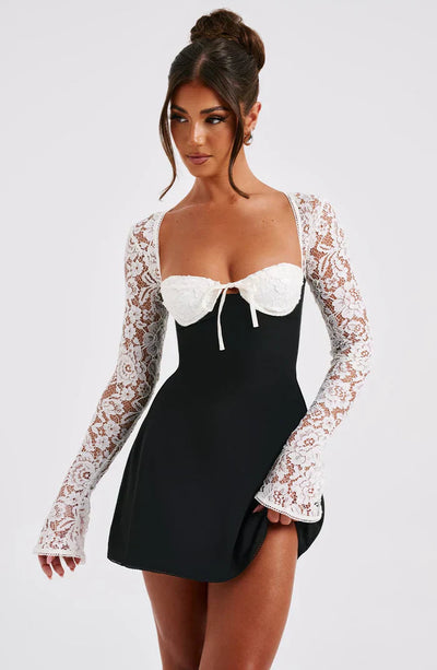 Elegante Minivestido de Encaje Liza