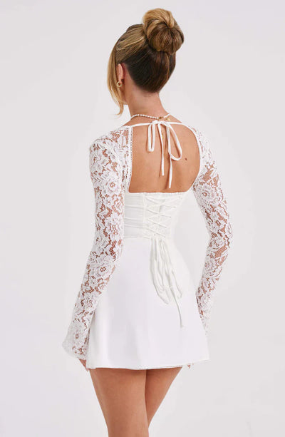 Elegante Minivestido de Encaje Liza
