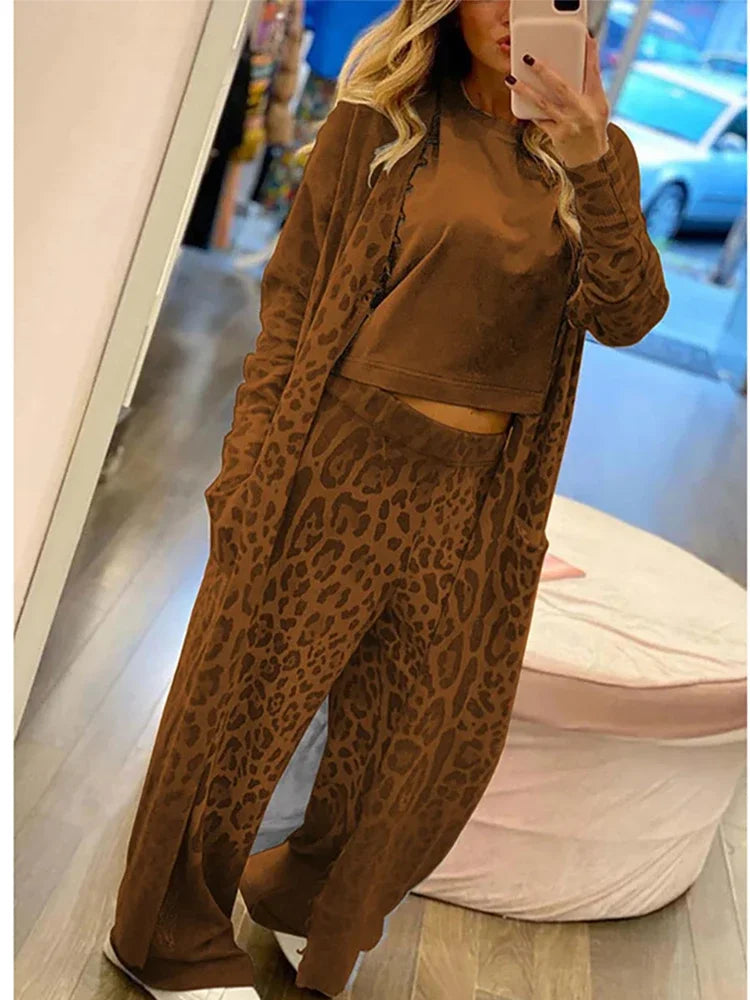 Janice - Cárdigan Leopardo y Pantalones Elásticos