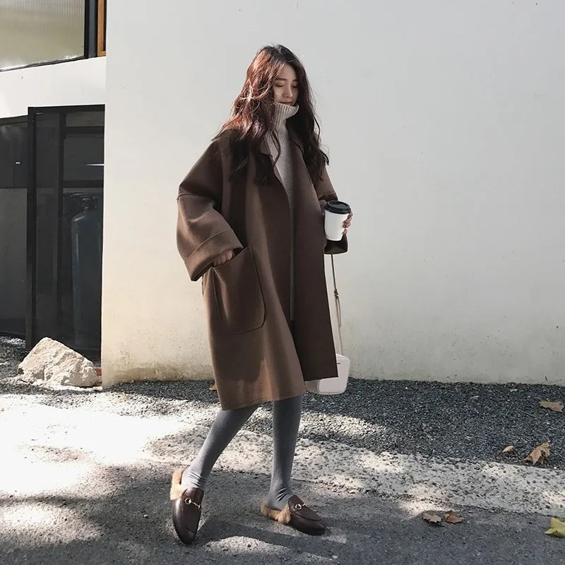 Trench Oversize Elegante de Lana