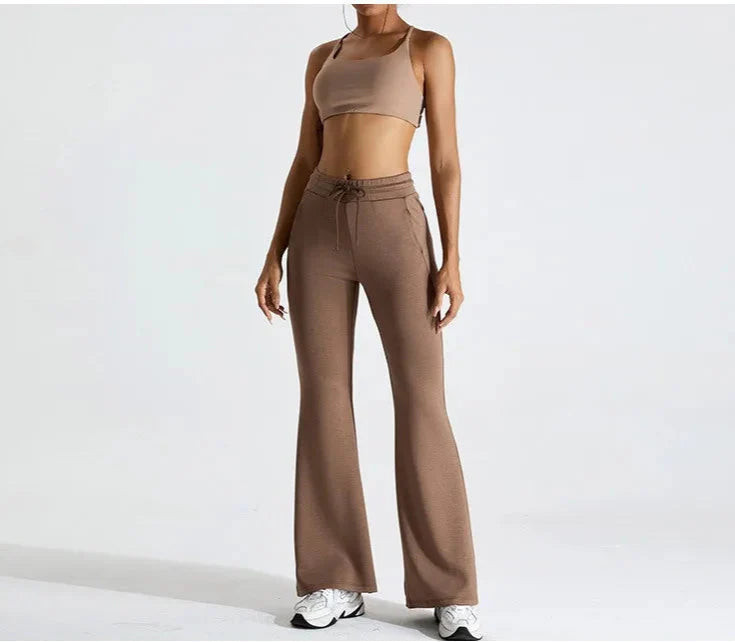 Pantalón de yoga acampanado