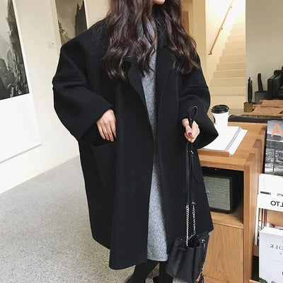 Trench Oversize Elegante de Lana