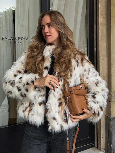 Chaqueta de piel sintética vintage Wynona con elegante estampado de leopardo