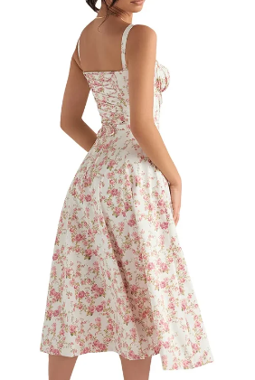 Vestido floral con corte ceñido en la cintura