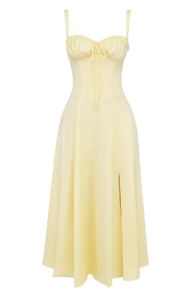 Vestido floral con corte ceñido en la cintura