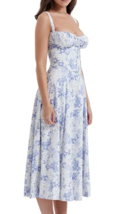 Vestido floral con corte ceñido en la cintura