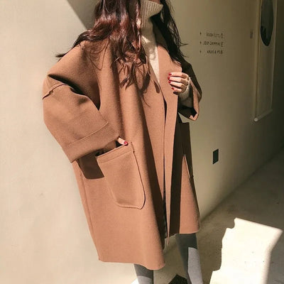 Trench Oversize Elegante de Lana