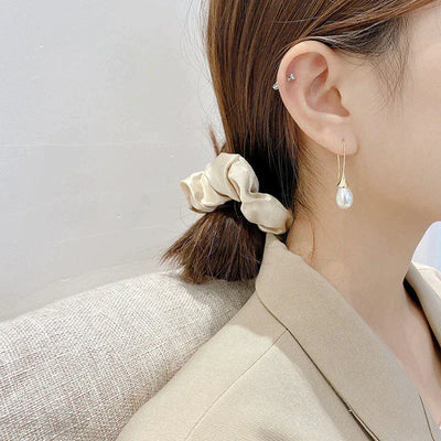 Pendientes en Forma de Gota con Perlas