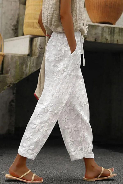 Pantalón Noa de Flores Patchwork con Bolsillos y Cintura Elástica