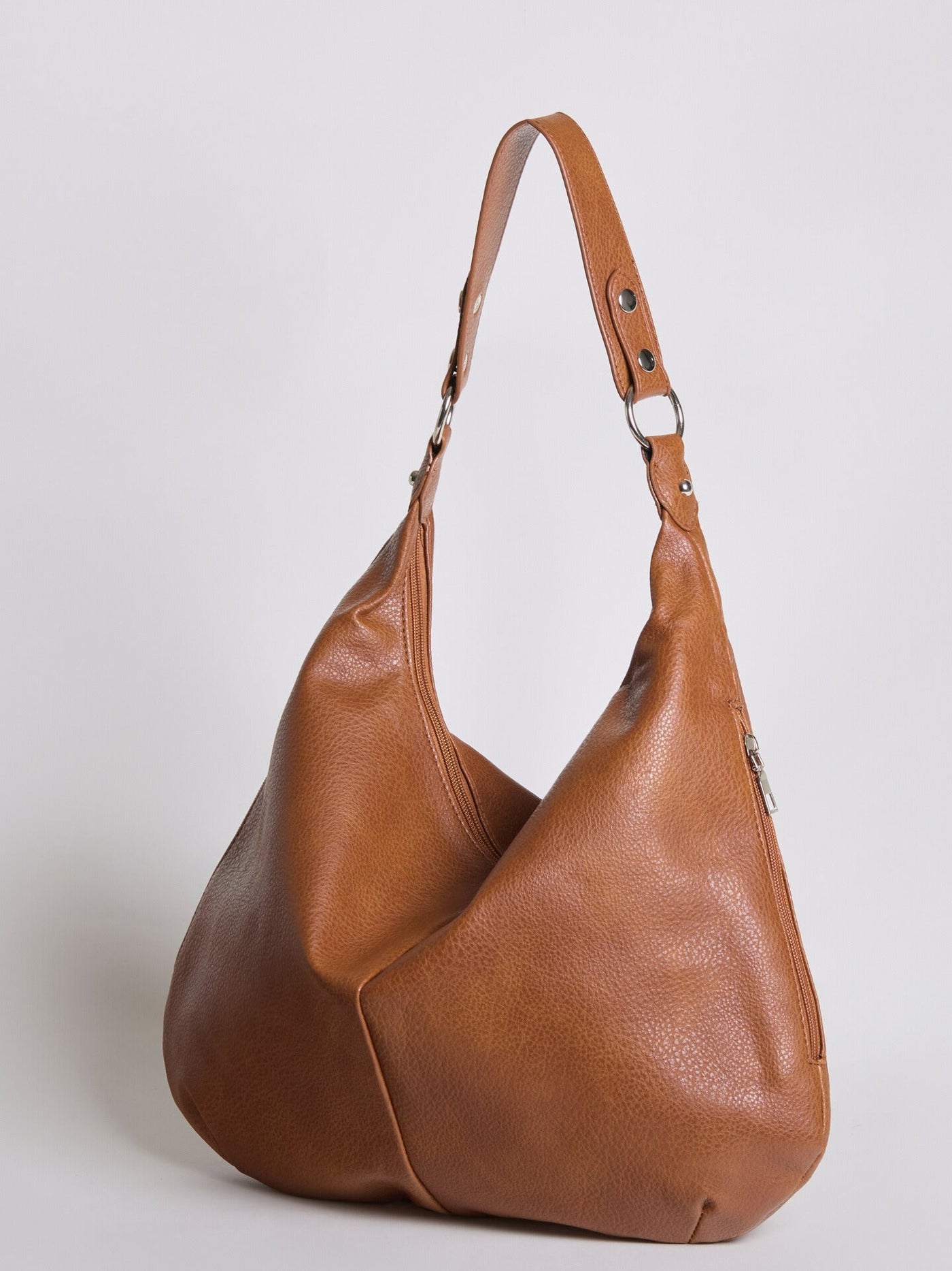 Bolso Kaia: Elegancia y Estilo en Cada Detalle
