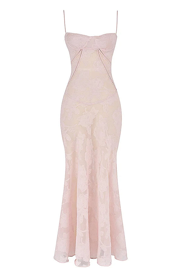 Deslumbrante Vestido Ruth para Brillar en Cada Ocasión