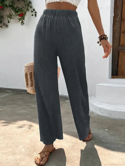 Pantalones de Cintura Alta Karol con Pernera Amplia para un Look Elegante