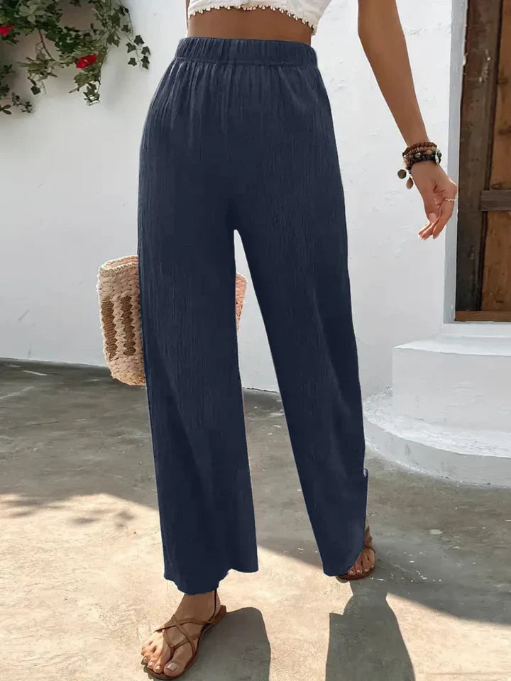 Pantalones de Cintura Alta Karol con Pernera Amplia para un Look Elegante