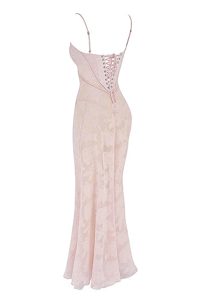 Deslumbrante Vestido Ruth para Brillar en Cada Ocasión