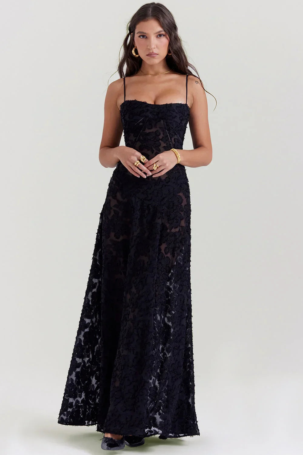 Deslumbrante Vestido Ruth para Brillar en Cada Ocasión