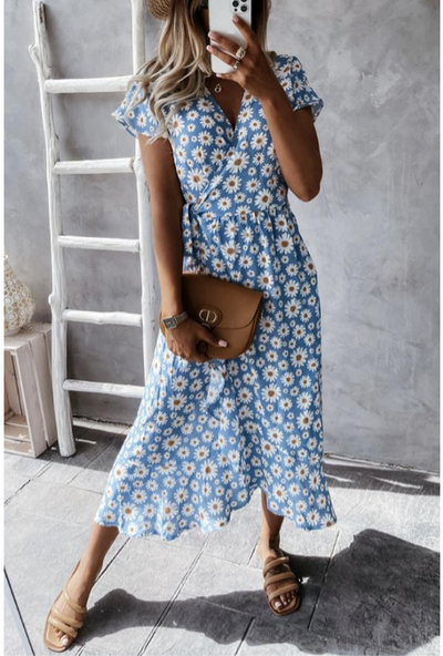 Micaela - Encantador vestido midi floral con adorables margaritas