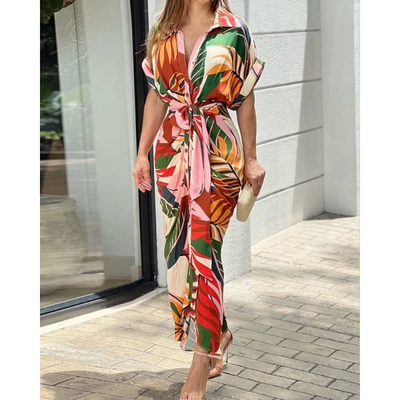 Vestido Brenda: Elegante estampado con botones y delicado lazo en la cintura