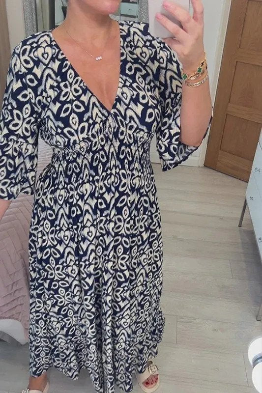 Vestido Largo Cruzado con Elegante Cuello en V y Estampado Bohemio Casual