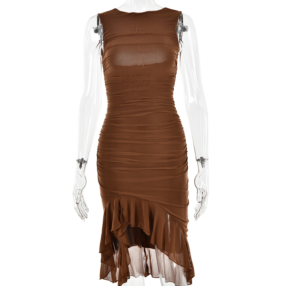Vestido de verano sin mangas con elegantes volantes