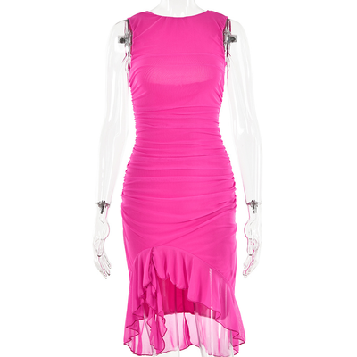 Vestido de verano sin mangas con elegantes volantes