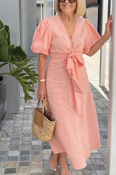 Vestido de algodón Tania con elegante cuello de pico y mangas abullonadas